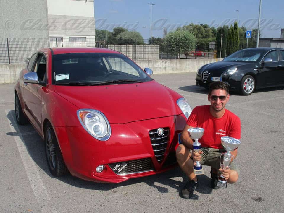 Club AlfAmici-10° Raduno prova di abilità alla guida + Trofeo “SimoMito 39” Casaletto di Sopra (CR) Potrebbe essere un'immagine raffigurante auto e testo