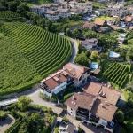 Genusspfad durch Weinberg und Keller Nessuna descrizione della foto disponibile.