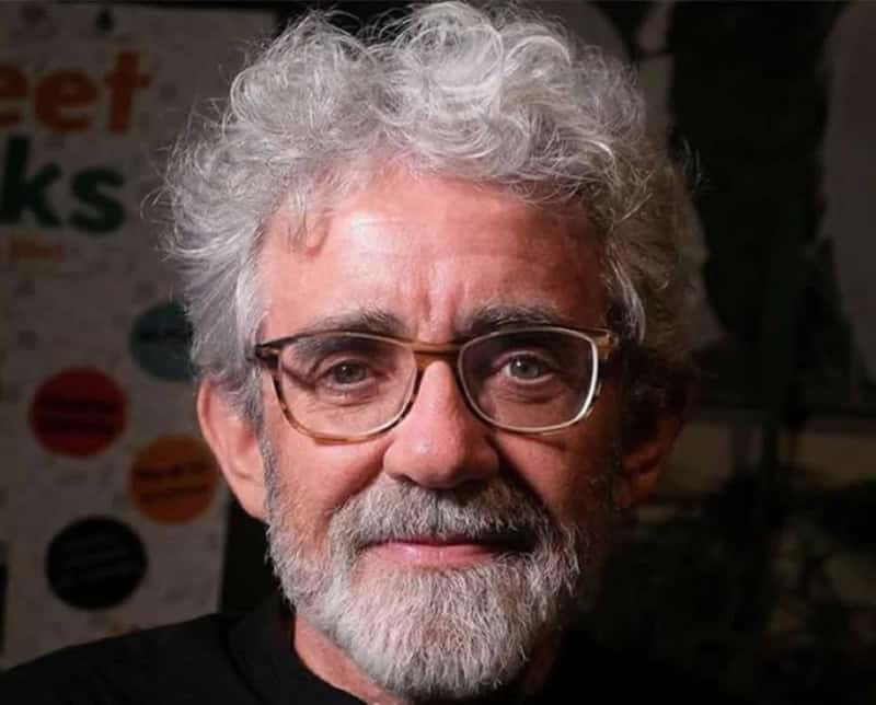Evento Il Mormorio Poetico Del Mondo – Incontro Con Bruno Tognolini Locandina Il Mormorio Poetico Del Mondo – Incontro Con Bruno Tognolini - mercoledì 13 maggio ore 18:30 - 20:30