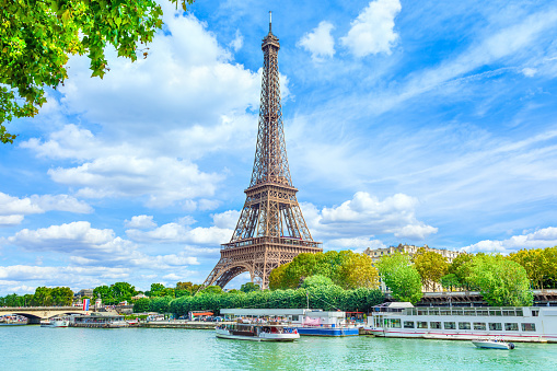 Evento Parigi & Versailles Locandina Parigi & Versailles - da giovedì 13 agosto - domenica 16 agosto 2026 ore 04:00 ore 23:30