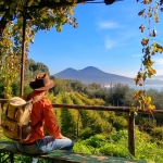 Passeggiata al tramonto nella Vigna San Martino Passeggiata al tramonto nella Vigna San Martino a Napoli (NA) il 30 maggio 2026