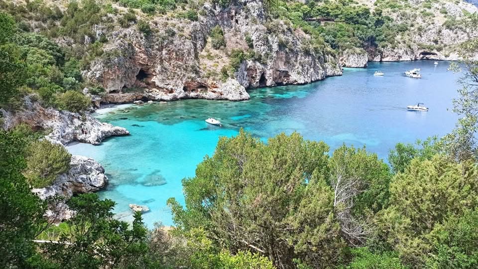 Ritiro Yoga, Mare e Counseling nel Cilento Nessuna descrizione della foto disponibile.