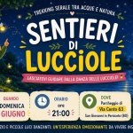 Sentieri di Lucciole a San Giovanni in Persiceto: trekking serale nella natura Potrebbe essere un'immagine raffigurante il seguente testo "UN' MAGICAPER MAGICA TUTTA LA 'ESPERIENZA PER FAMIGLIA! TREKKING SERALE TRA ACQUE E NATURA SENTIERI DI LUCCIOLE LASCIATEVI GUIDARE DALLA DANZA DELLE LUCCIOLE! ACQUISTA I BIGLIETTI ONLINE! QUANDO VENERDÌ シ5 5 GIUGNO ORARIO ore 21:00 DOVE Parcheggio di Via Cento 63 San Giovanni in Persiceto (BO) 5KM PERCORSO FACILE PER TUTTI IDEALE BAMBINI FAMIGLIE FAUNA NOTTURNA SEGRETI DELLA NOTTE GUIDA AMBIENTALE ESCURSIONISTICA INCLUSA NATURA, SILENZIO E PICCOLE LUCI DANZANTI: UN' 'ESPERIENZA EMOZIONANTE DA VIVERE INSIEME!"