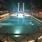 Single a bordo piscina a Massa Lombarda di Ravenna in serata by Celestino Single a bordo piscina a Massa Lombarda di Ravenna in serata by Celestino