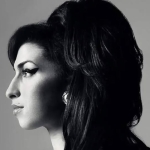 Udine Suona Amy Winehouse | Gran Concerto all’Auditorium Zanon Potrebbe essere un'immagine in bianco e nero raffigurante una o più persone e persone che sorridono