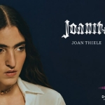 Immagine evento Dolomiti Arena – Joan Thiele in concerto a Santa Giustina (BL) Dolomiti Arena - Joan Thiele in concerto a Santa Giustina (BL) il 22 agosto 2026