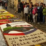 Infiorata del Corpus Domini a Pievepelago! – 7 Giugno 2026 Potrebbe essere un'immagine raffigurante zerbino e testo