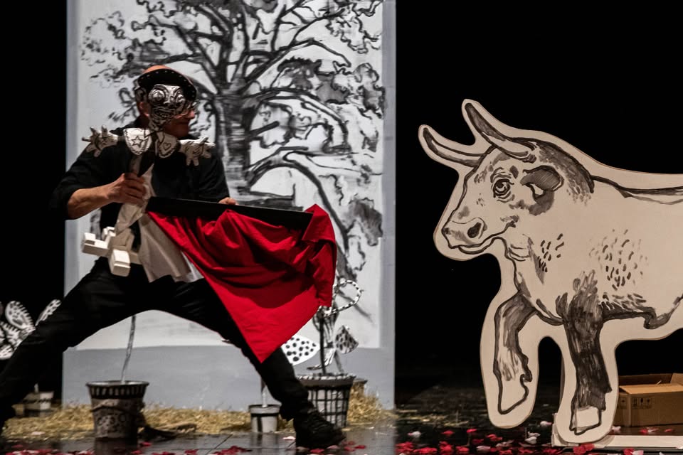 Evento TCP Tanti Cosi Progetti – “Ferdinando il toro, i fiori e il calabrone” Locandina TCP Tanti Cosi Progetti – “Ferdinando il toro, i fiori e il calabrone” - lunedì 27 luglio ore 21:15 - 23:15