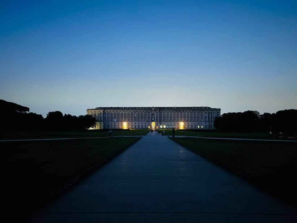 Evento Alba alla Reggia OFC Jean François Verdier & Stefania Argentieri Locandina Alba alla Reggia OFC Jean François Verdier & Stefania Argentieri - sabato 1 agosto ore 05:30 - 07:30