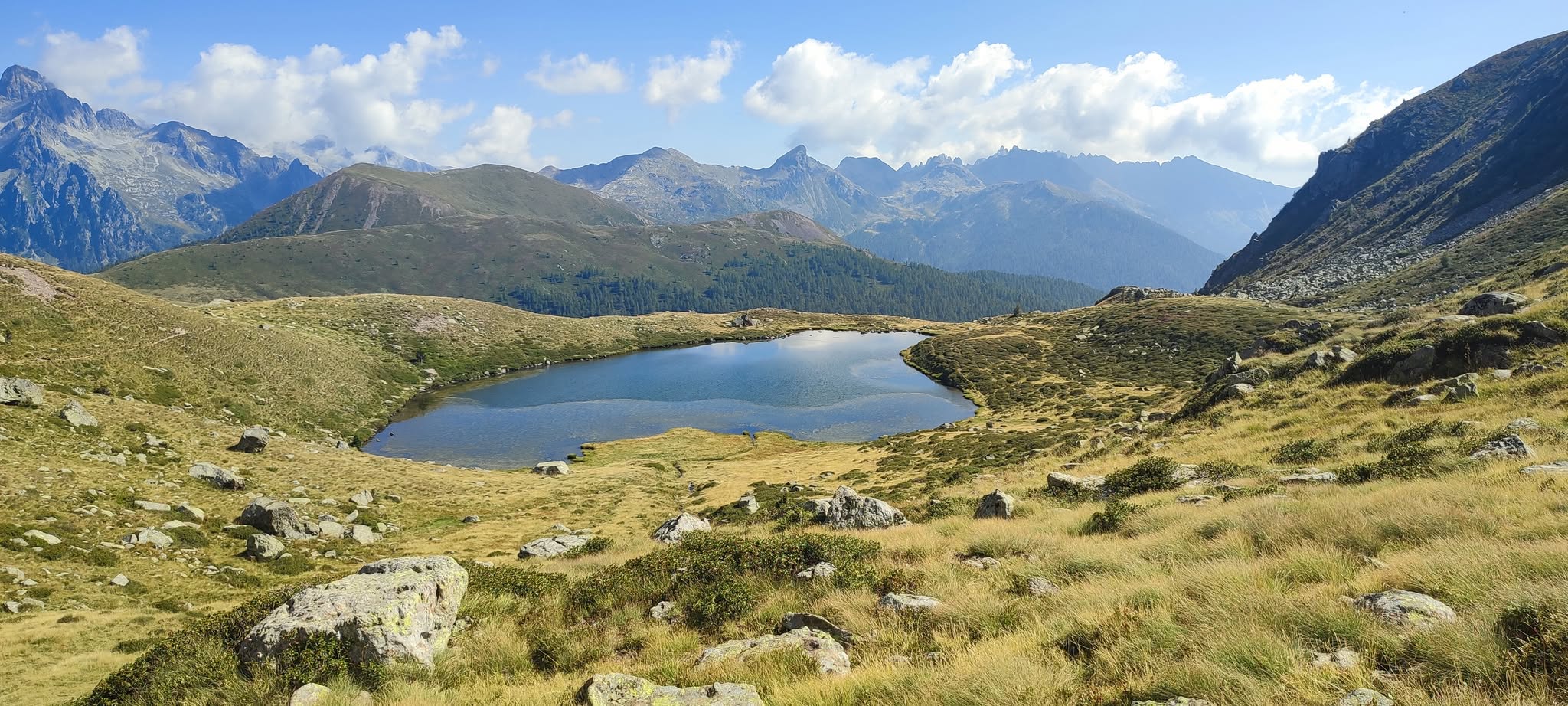 Evento Cime, trincee e laghi due giorni alla scoperta del Lagorai Locandina Cime, trincee e laghi due giorni alla scoperta del Lagorai - da martedì 11 agosto - mercoledì 12 agosto 2026 ore 09:30 ore 16:00