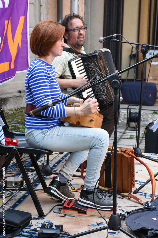 Evento Folk en Rouge – Notte Bianca Ponte S. Pietro 2026 Locandina Folk en Rouge – Notte Bianca Ponte S. Pietro 2026 - sabato 25 luglio ore 21:00 - 23:00
