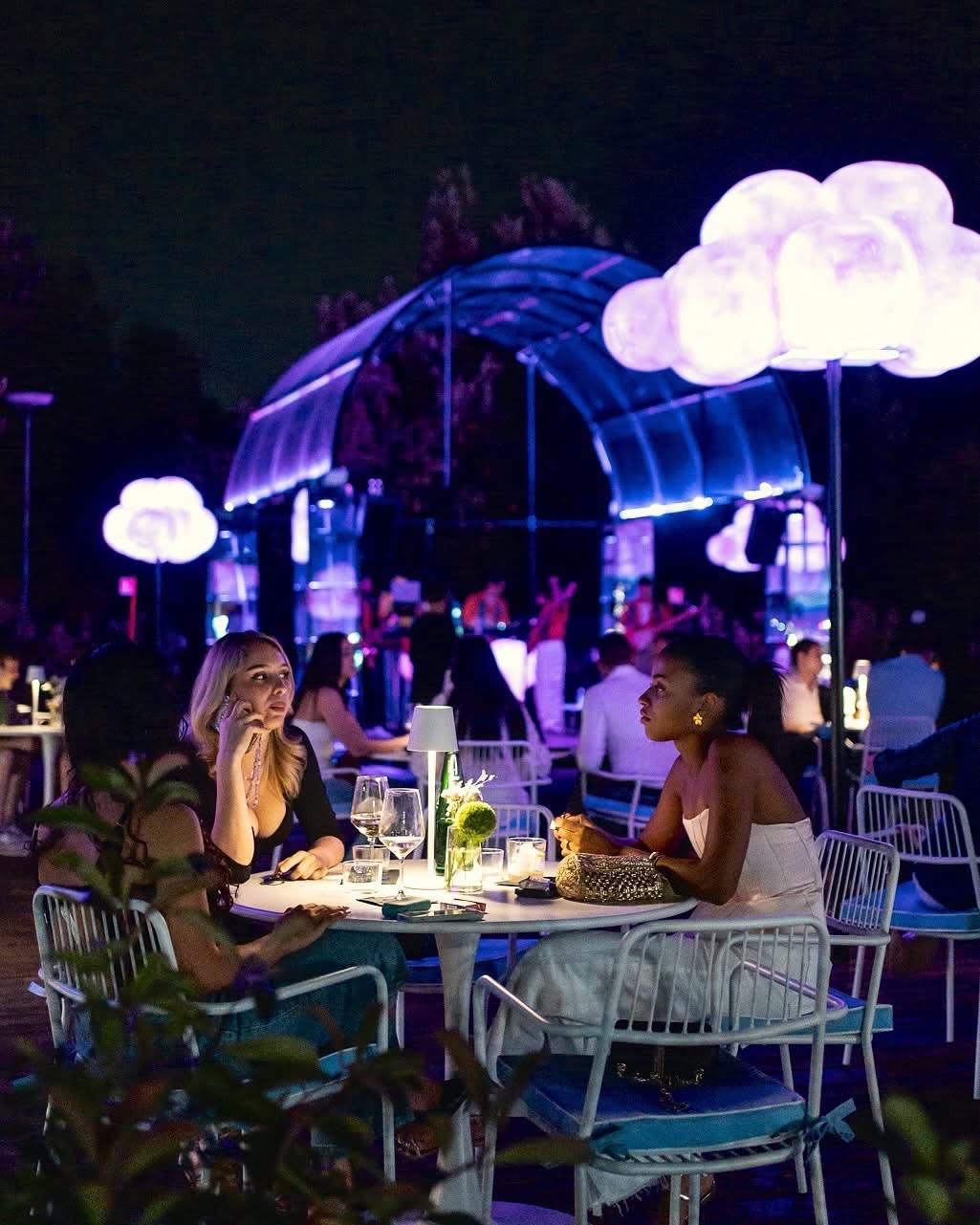 Evento NIMBUS – Il Giardino Segreto di Roma Erminio Sinni Live, Aperitivo, Dinner Show & DJ Set Locandina NIMBUS – Il Giardino Segreto di Roma Erminio Sinni Live, Aperitivo, Dinner Show & DJ Set - giovedì 30 luglio ore 20:00 - 02:00