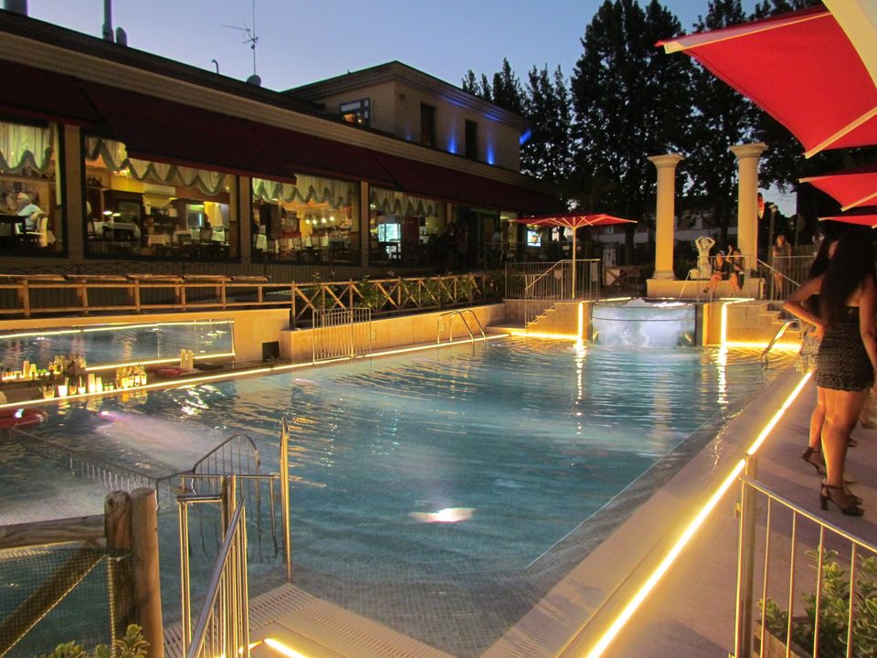 Evento Serata dei single a Massa Lombarda di Ravenna by Celestino Locandina Serata dei single a Massa Lombarda di Ravenna by Celestino - venerdì 7 agosto ore 20:15 - 23:59