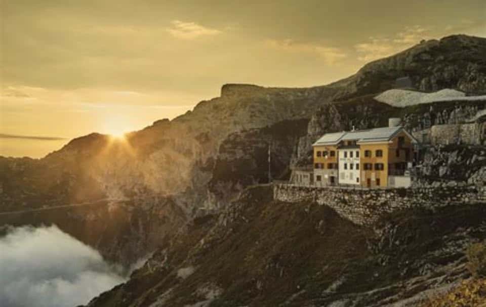 Evento Tramonto sulla strada delle 52 gallerie e rientro con la luna piena Locandina Tramonto sulla strada delle 52 gallerie e rientro con la luna piena - venerdì 28 agosto ore 17:30 - 01:30