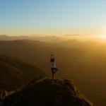 Yoga trek sull'Altissimo, tramonto panoramico e cena in rifugio a Brentonico (TN) il 25 luglio 2026