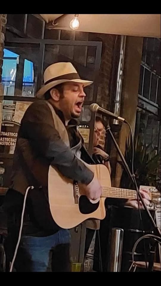 Evento Città Studi Cena super cantata con Frank D’Acri Locandina Città Studi Cena super cantata con Frank D’Acri - sabato 19 settembre ore 20:45 - 22:45