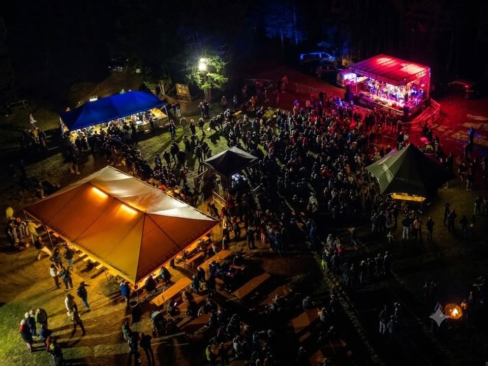 Evento Concerto dei NuOVANTA – Fluoparty anni 90 – 2000 dal VIVO! Locandina Concerto dei NuOVANTA – Fluoparty anni 90 – 2000 dal VIVO! - venerdì 21 agosto ore 19:00 - 21:00