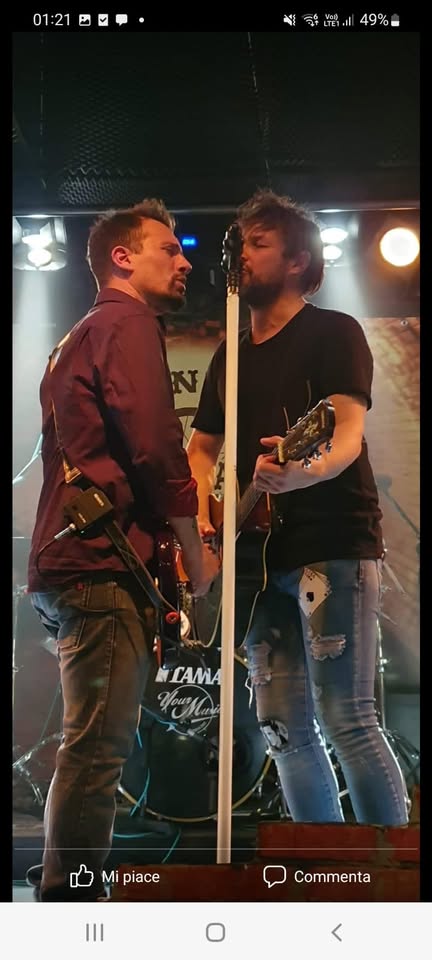 Evento Evento ANNULLATO Backfire Bon Jovi tribute live acoustic concert at Drop Locandina Evento ANNULLATO Backfire Bon Jovi tribute live acoustic concert at Drop - venerdì 22 novembre ore 22:30 - 00:30