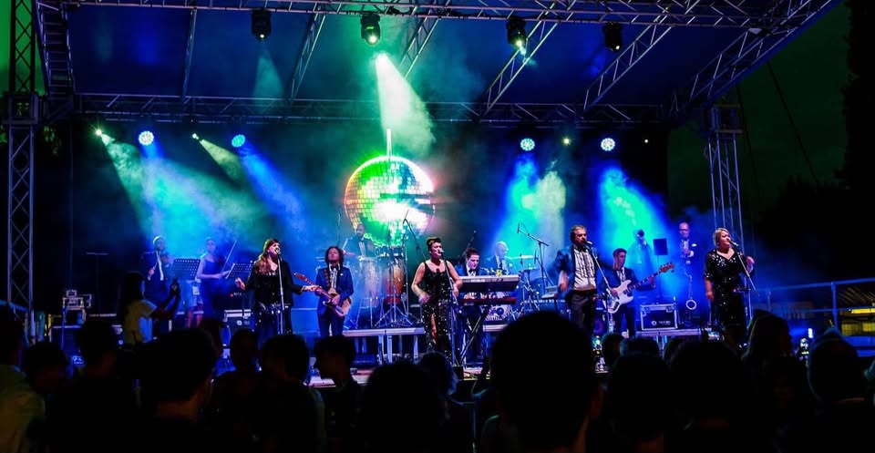 Evento Glitter Disco Live Sagra Casier Locandina Glitter Disco Live Sagra Casier - sabato 28 settembre ore 21:30 - 23:30