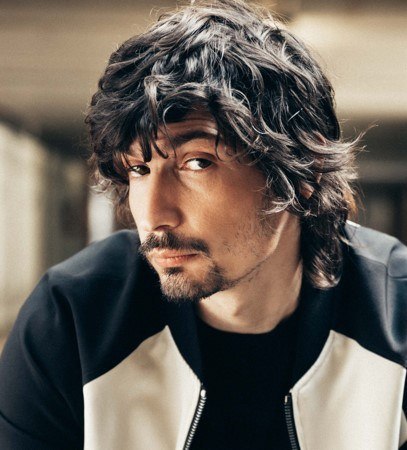 Evento Pierdavide Carone unplugged Locandina Pierdavide Carone unplugged - lunedì 17 agosto ore 21:00 - 23:45