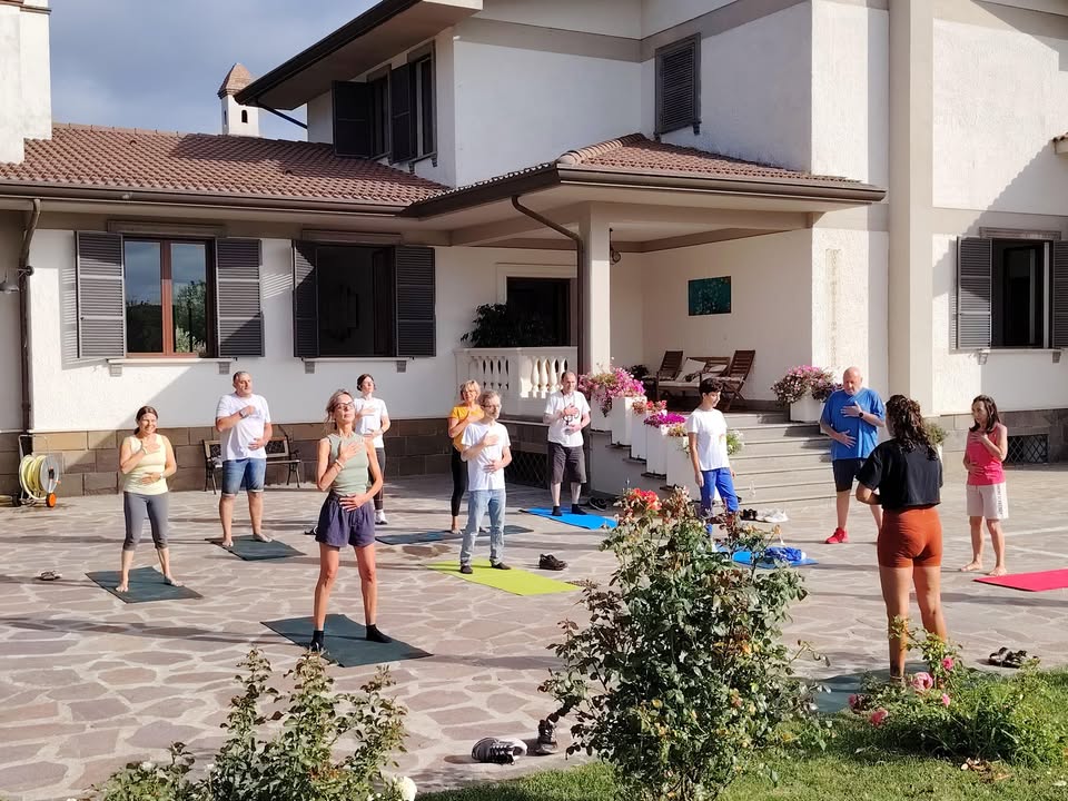 Evento Ritrova la luce negli occhi – 4 giorni per tornare a sentirti vivo Locandina Ritrova la luce negli occhi – 4 giorni per tornare a sentirti vivo - da mercoledì 16 settembre - domenica 20 settembre 2026 ore 16:00 ore 19:00