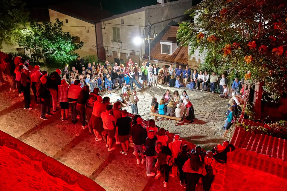 Evento Sogno di una notte a… Quel Paese 2026, Colobraro Locandina Sogno di una notte a… Quel Paese 2026, Colobraro - da venerdì 7 agosto - venerdì 4 settembre 2026 ore 18:30 ore 23:45