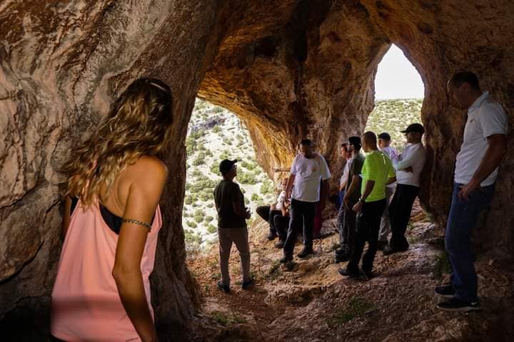 Evento Alla scoperta della Grande Valle Locandina Alla scoperta della Grande Valle - domenica 27 settembre ore 09:45 - 15:30