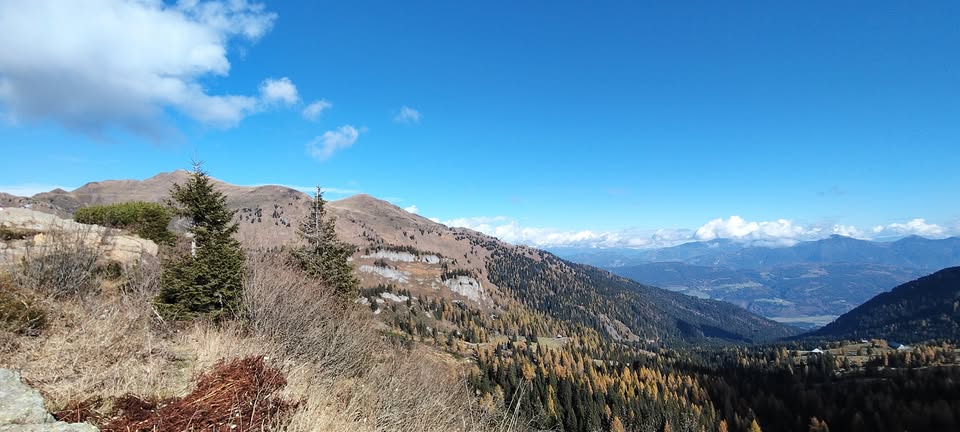 Evento L’anello autunnale dell’Hochwipfel Locandina L’anello autunnale dell’Hochwipfel - sabato 17 ottobre ore 08:30 - 10:30