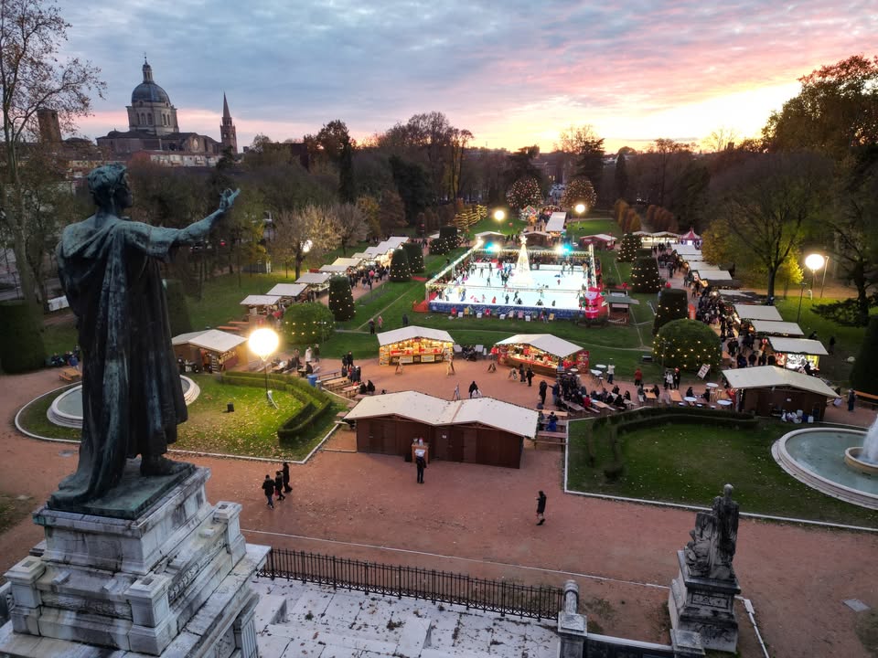 Evento Mercatini di Natale a Mantova 2026 Locandina Mercatini di Natale a Mantova 2026 - da sabato 7 novembre - domenica 27 dicembre 2026 ore 10:00 ore 19:00
