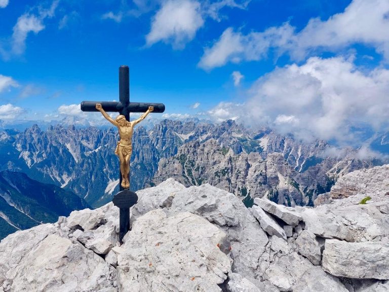 Evento Monte Pramaggiore 2478m una salita tra roccia, cielo e mare Locandina Monte Pramaggiore 2478m una salita tra roccia, cielo e mare - domenica 25 ottobre ore 08:30 - 10:30