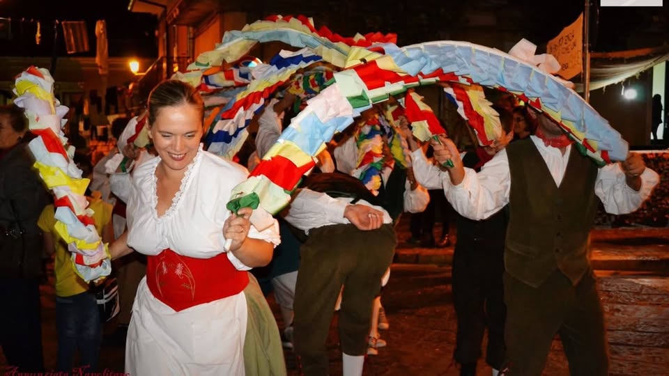 Evento Pane, Ammore e Tarantella. Avella (AV) Locandina Pane, Ammore e Tarantella. Avella (AV) - da venerdì 25 settembre - domenica 27 settembre 2026 ore 11:30 ore 23:59