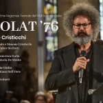 Immagine evento Simone Cristicchi Orcolat ’76 Grado – Go a Grado May be an illustration of text that says '1976|2026 1976 Il Friuli Venezia Giulia a 50 anni dal terremoto REGIONE AUTONOMA FRIULI ZAGI GIUJA GIUJA 10 SONO RIULI ENEZIA GIULIA 2020 1979 FRIUL ORCOLAT '76 con Simone Cristicchi testi di Simona Orlando Simone Cristicchi musicheoriginali inali musiche Valter Sivilotti នគាយ២២ میسي e deFral VanalGials ert -Tratrala CTA CITTADIGEMONA GEMONA DELFRILII DEL 6M editeventi'