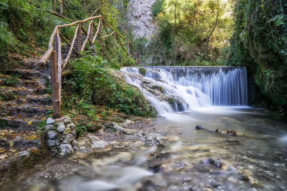 Evento Trekking Delle Ferriere Locandina Trekking Delle Ferriere - domenica 18 ottobre ore 09:00 - 11:00